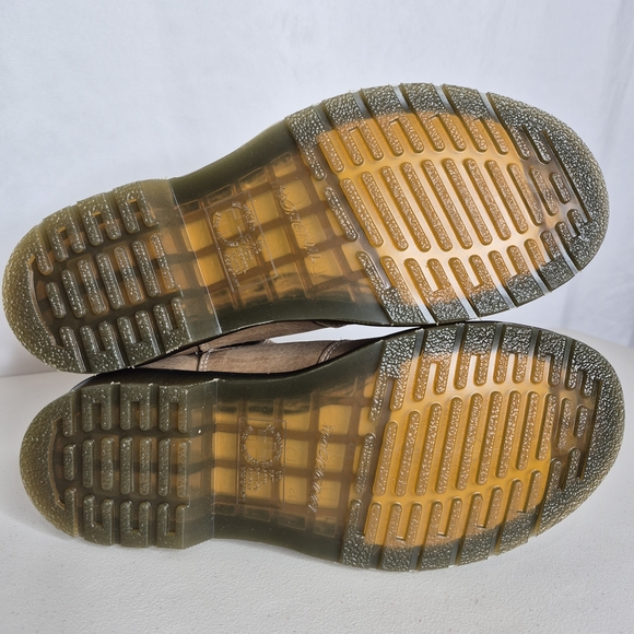 Dr. Martens 2976 Nubuck Chelsea Boots NWOB - Size 7 - Picture 13 of 16